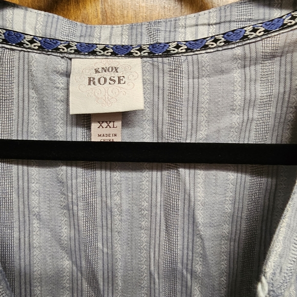 Knox Rose Blue and White Blouse - Bell Sleeves - 3/4 Buttons - Toggle accents - Picture 3 of 4